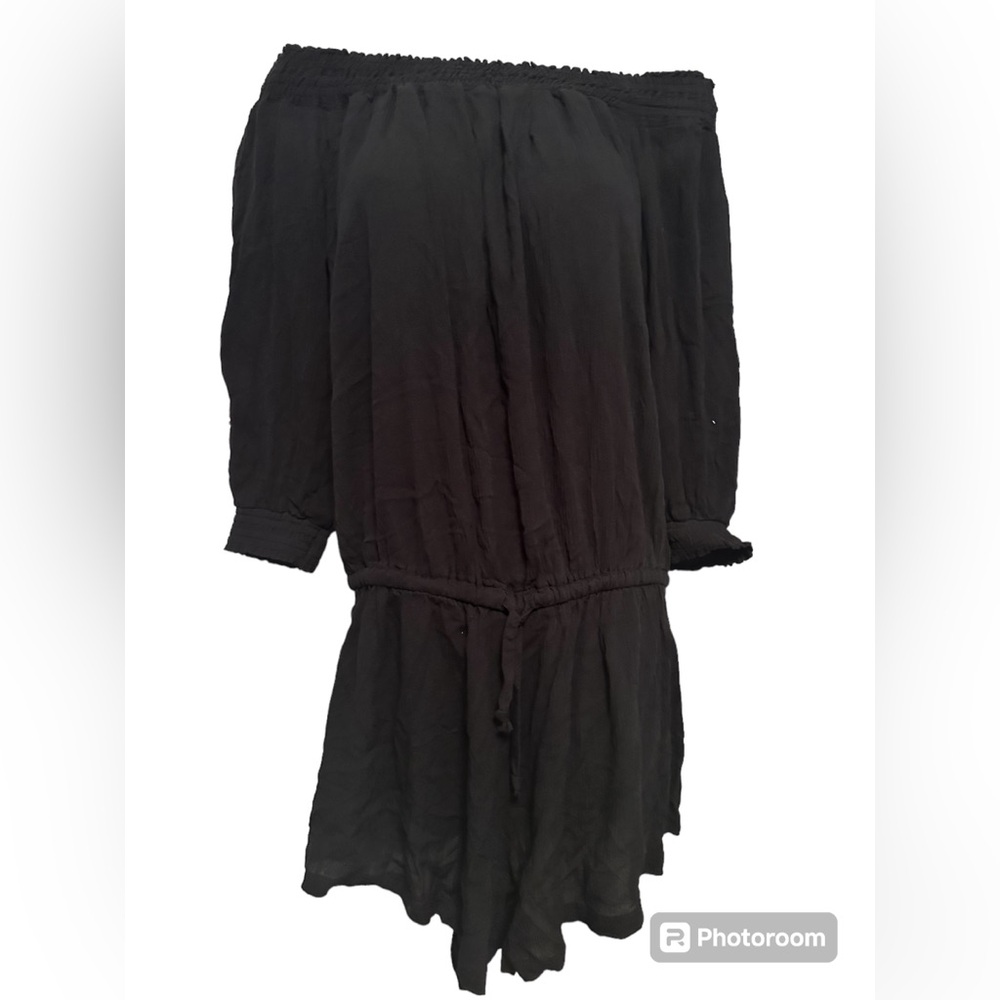 Raisins off the shoulders cover up romper size M NWT!